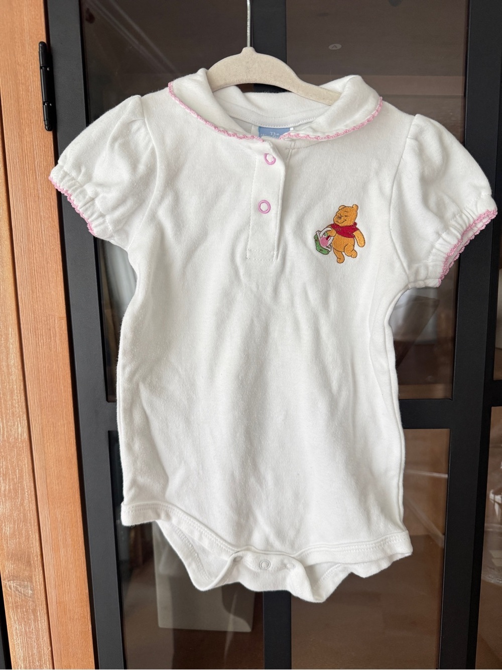 Vintage y2k Disney Winnie The Pooh embroidered onesie romper baby girl collar